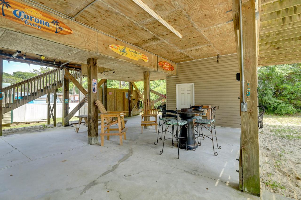Coastal Emerald Isle Retreat With Deck And Grill! Exterior photo